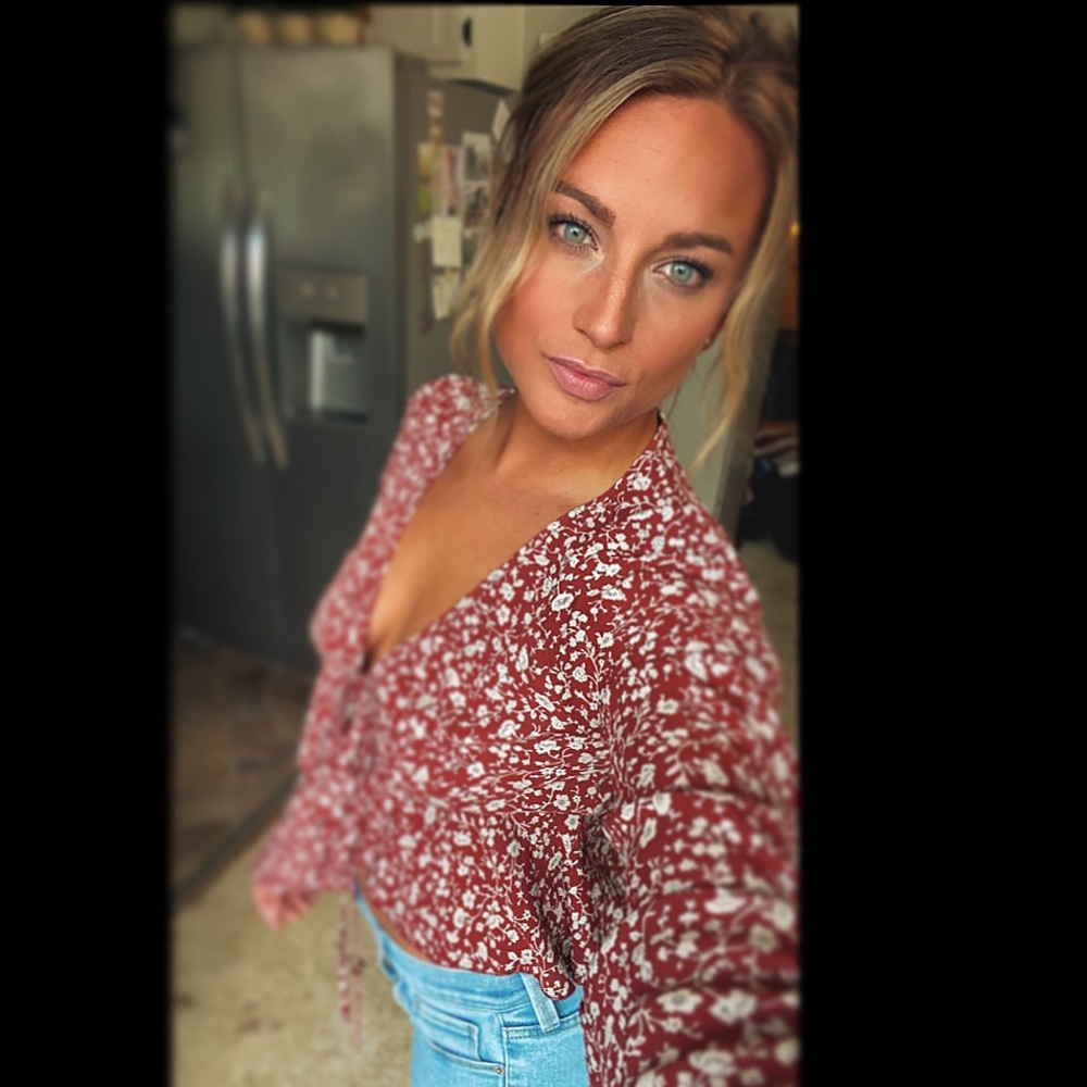 Meet your Posher, Maddi